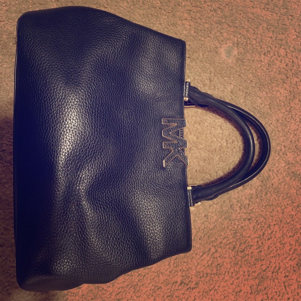 Michael Kors black leather purse.  New.  Clean!!